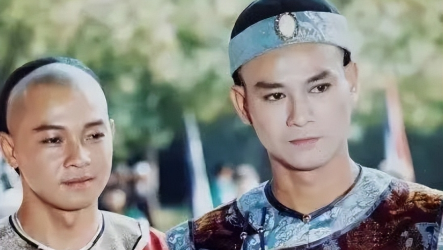 男子回应除夕夜被烟花射中右眼失明,香港白小姐中特四肖官网,广泛的解释落实方法分析_静态版V14.71